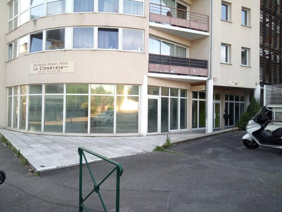 Agreable Studio Familial A Lourdes, Proche Gare Ngoại thất bức ảnh
