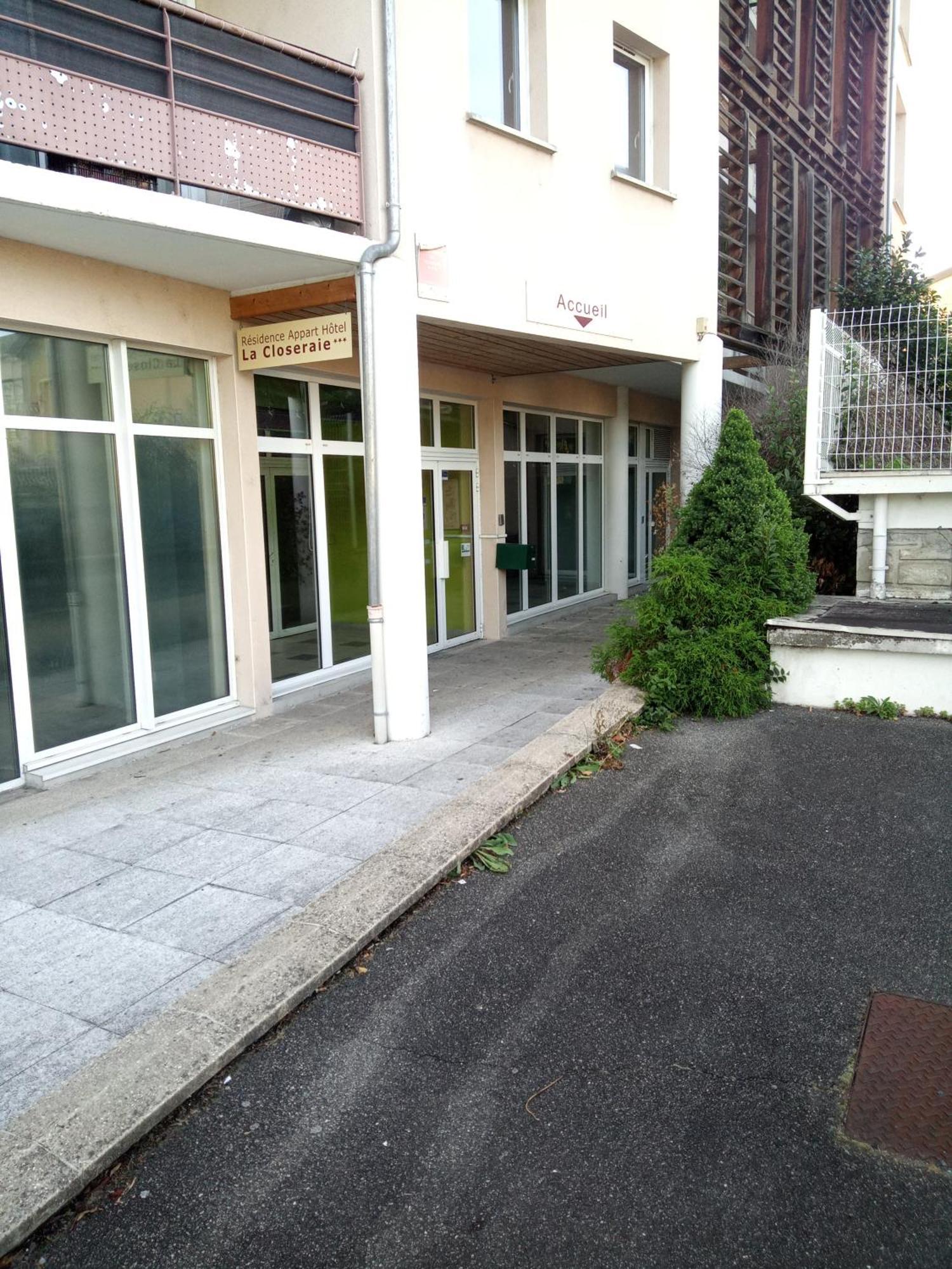 Agreable Studio Familial A Lourdes, Proche Gare Ngoại thất bức ảnh